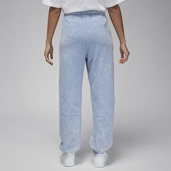 Women's Jordan Flight Fleece Washed Fleece Sweatpants - Picture 5 of 12